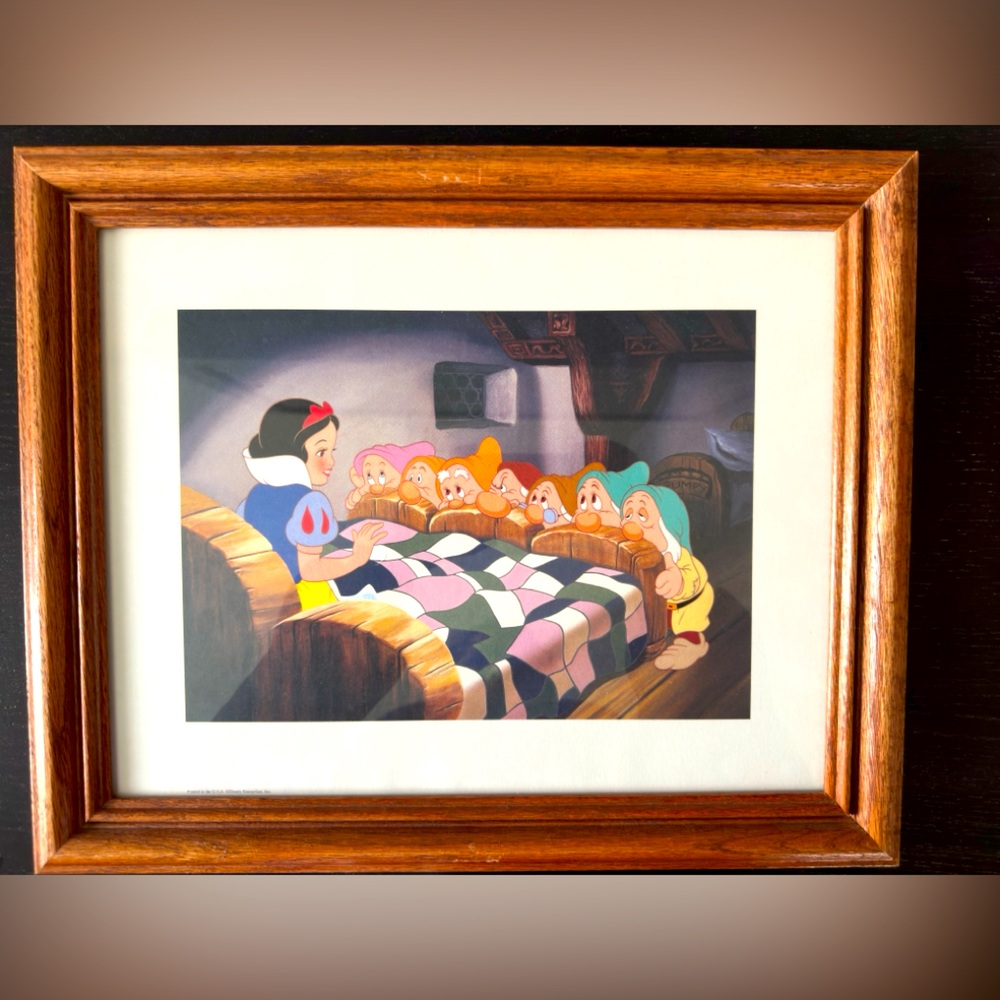 Snow White,‎ Dwarfs Disney with wood Frame